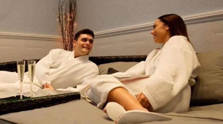 Read more about the article Massage With Night Service, Which Massage Includes Intimacy?  24hrs