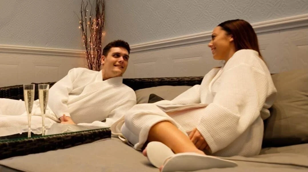 Read more about the article Massage With Night Service, Which Massage Includes Intimacy?  24hrs